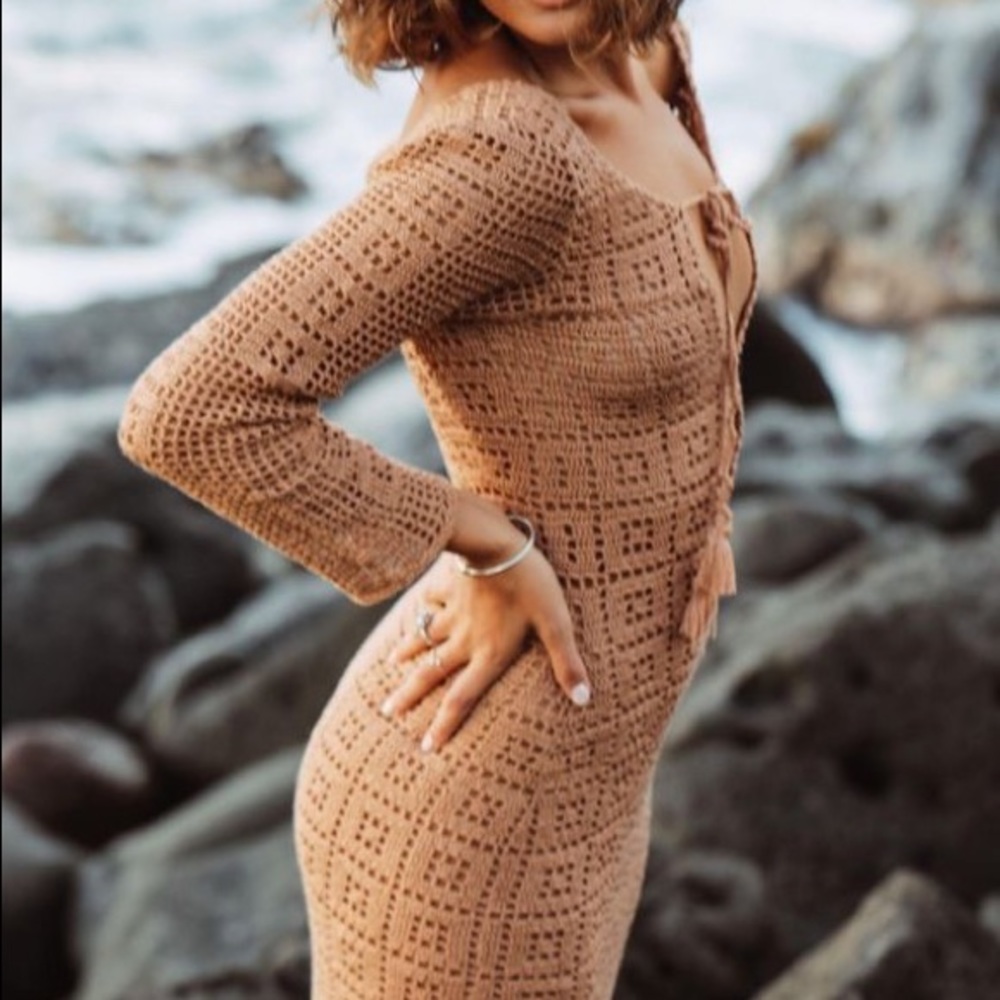 Crochet Gown - Picture 3 of 7